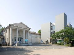 高岡市立博物館